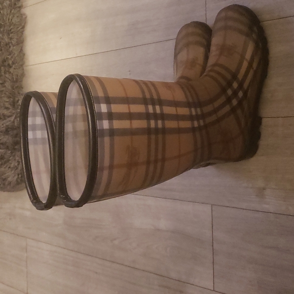 Burberry Tall Rain Boots size 38 - Picture 2 of 4